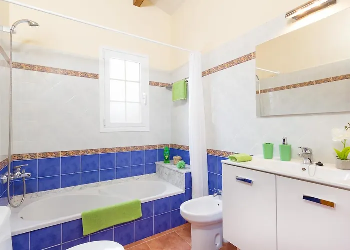 Llebeig By Escape * 칼라엔블레인즈